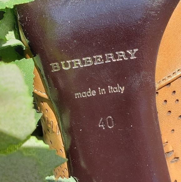 Burberry Tan Perforated Leather Knee High‎ BootsV - Picture 6 of 15